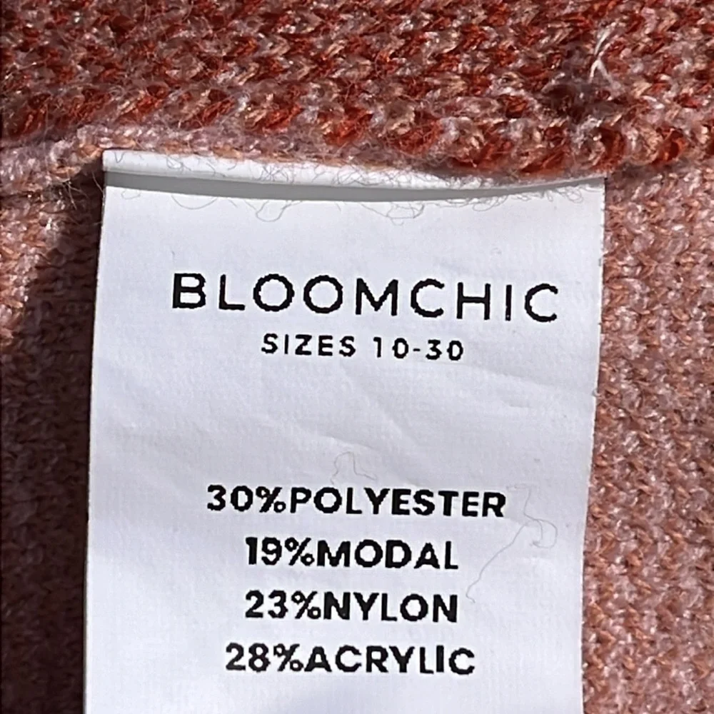 Bloomchic kiss prints v neck sweater, pink, women’s size 18-20